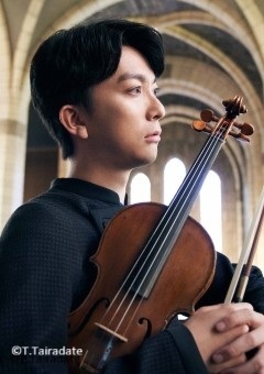 山根   一仁